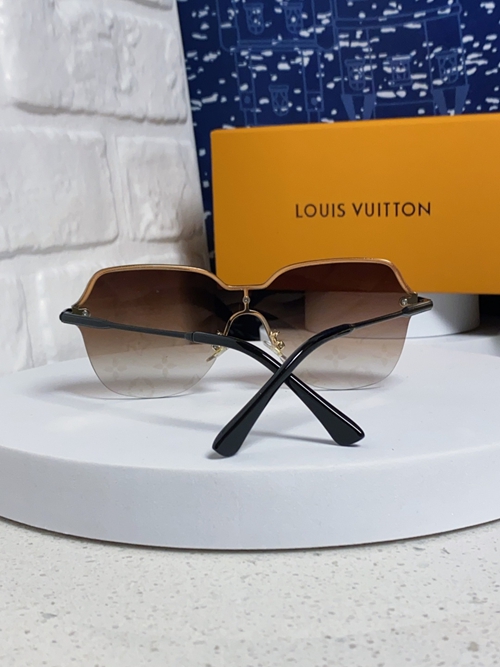 ルイヴィトンサングラス側面デザイン